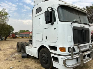 Workhorse 2006 International 9800 - Urgent Sale