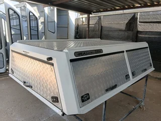 ISUZU 2012-2022 SINGLE CAB LOWLINE WHITE RHINOMAN CANOPY