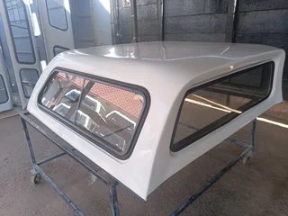 HILUX 2016-2025 DOUBLE CAB LOWLINE WHITE ANDYCAB CANOPY