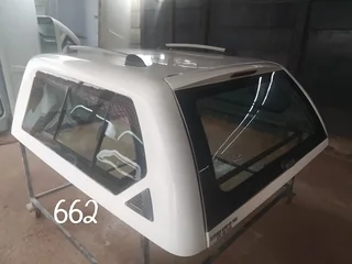 HILUX 2005-2015 DOUBLE CAB LOWLINE WHITE BEEKMAN EXECUTIVE CANOPY