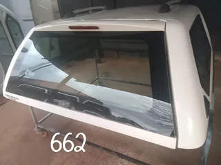 HILUX 2005-2015 DOUBLE CAB LOWLINE WHITE BEEKMAN EXECUTIVE CANOPY