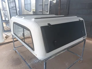 Hilux 2016-2025 Double Cab Lowline White Rld Canopy