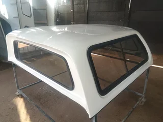 GWM PSERIES DOUBLE CAB LOWLINE WHITE BEEKMAN CANOPY