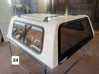 Colt 96 Double Cab Lowline White Bucco Canopy