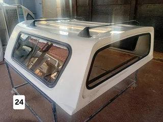 COLT 96 DOUBLE CAB LOWLINE WHITE BUCCO CANOPY