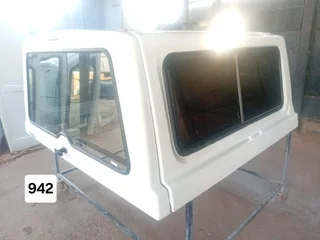 Landcruiser Double Cab Lowline White Beekman Canopy