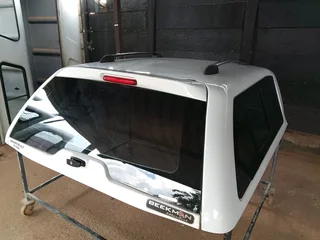 Isuzu 2022-2025 Double Cab Lowline White Beekman Executive Canopy