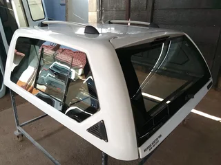 Amarok Gen1 Double Cab Lowline Whie Beekman Executive Canopy