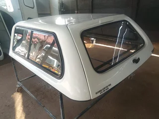 GWM PSERIES DOUBLE CAB LOWLINE WHITE BEEKMAN CANOPY