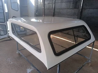 HILUX 2016-2025 DOUBLE CAB LOWLINE WHITE ANDYCAB CANOPY