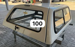 Np300 Double Cab White Beekman Canopy