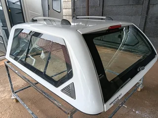 FORD RANGER 2012-2022 DOUBLE CAB HIGH LINE WHITE BEEKMAN EXECUTIVE CANOPY