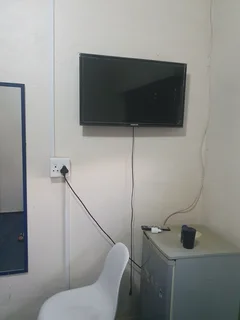 Flatlet - Ad posted by Natasha Kinnear