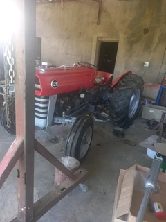 135 Masey Ferguson