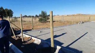 WELDED - Ad posted by Prince