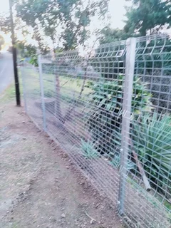 Clear Vu Fence