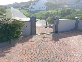 Professional Electric Fencing Installations(PE)
