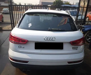 Audi Q3 stripping diesel engine automatic gearbox tailgate