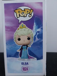❄️ For Sale: Unopened Diamond Collection Special Edition Funko POP! - Frozen Elsa ❄️