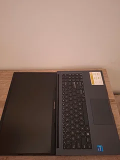 ASUS VivoBook 15 X1502Z – Core i7 (12th Gen) | 24GB RAM | 1TB SSD