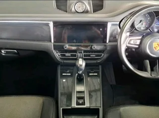 2022 Porche Macan