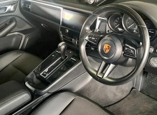 2022 Porche Macan