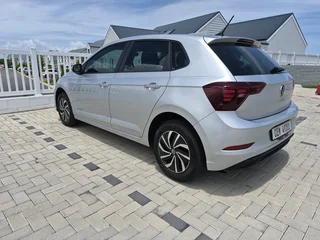 2025 VW Polo TSI | 8 000 km | Vol diensgeskiedenis | Nuwe toestand