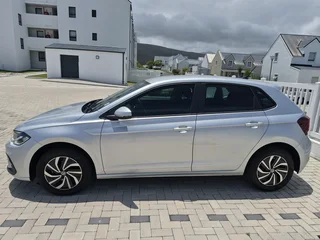2025 VW Polo TSI | 8 000 km | Vol diensgeskiedenis | Nuwe toestand