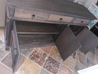Wooden Server or Buffet R6500
