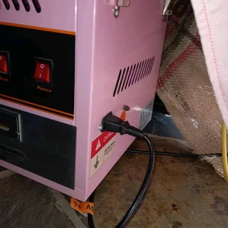 Candyfloss machine and extras R3500