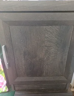 Headboard,2 pedestals and base queen size