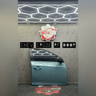 Chev Cruze RF Door for sale