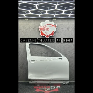 Cayenne/Touareg RF Door for sale