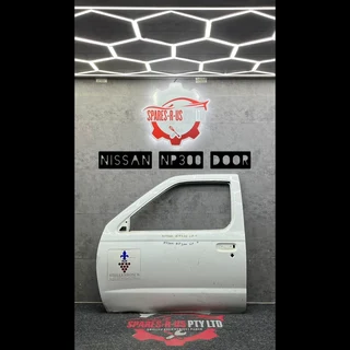 Nissan NP300 Door for sale