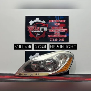 Volvo XC60 Headlight for sale