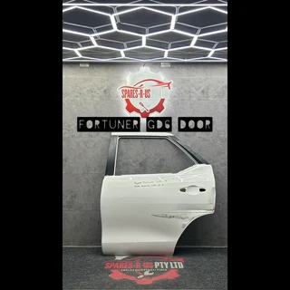 Fortuner GD6 Door for sale