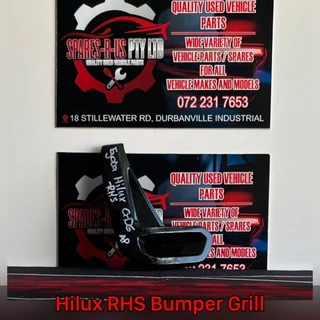Hilux RHS Bumper Grill for sale