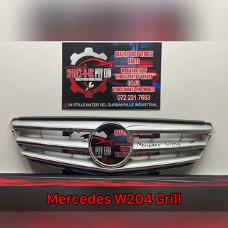 Mercedes W204 Grill for sale