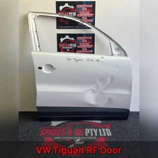 VW Tiguan RF Door for sale
