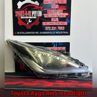 Toyota Aygo RHS Headlight for sale