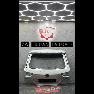 VW Tiguan Tailgate for sale