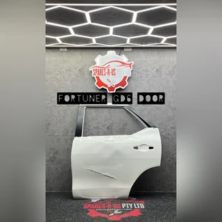Fortuner GD6 Door for sale