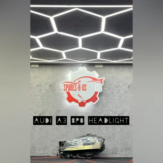 Audi A3 8P0 Headlight for sale