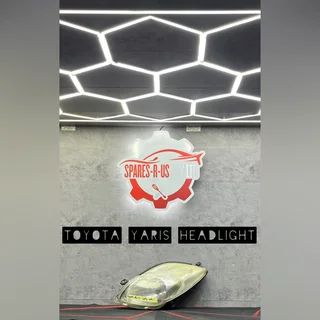 Toyota Yaris Headlight for sale