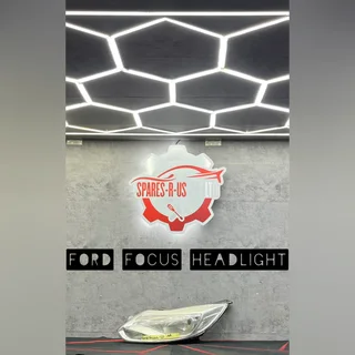 Ford Focus Headlight for sale