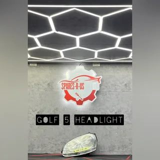 Golf 5 Headlight for sale
