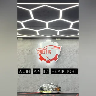 Audi A4 B7 Headlight for sale