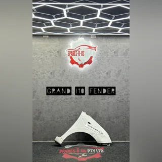 Grand i10 Fender for sale