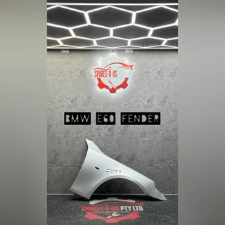 BMW E60 Fender for sale