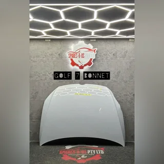 Golf 7 Bonnet for sale